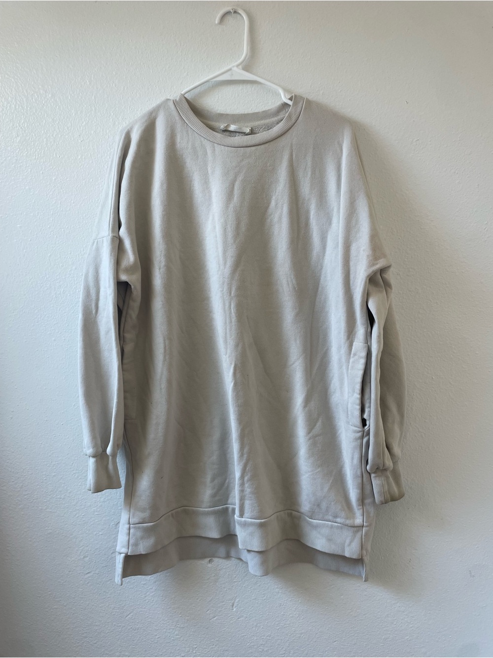 Zenana Outfitters Oversized Crewneck Sweatshirt in Light Beige - Picture 1 of 3
